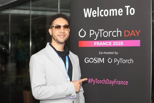 PyTorch image-1