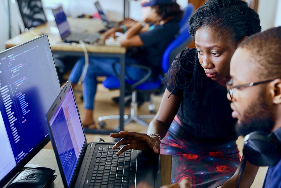 africa-women-in-tech-team-coworking
